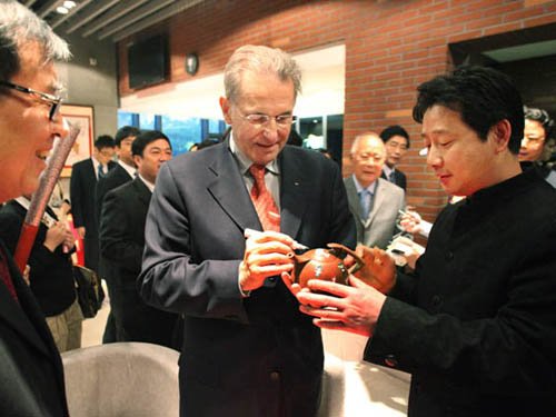 眭龙俊紫砂壶 眭龙俊《奥运纪念壶... 