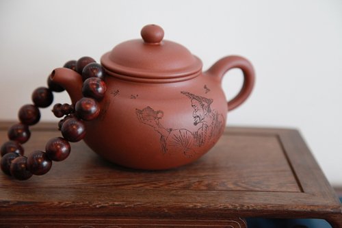 徐玮紫砂壶 古莲子（邵家声刻画） 