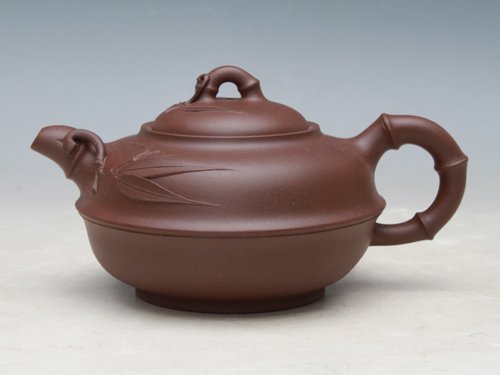 眭龙俊紫砂壶 紫泥竹报平安 