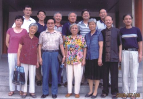 陈午敏紫砂壶 吴云根弟子合影 