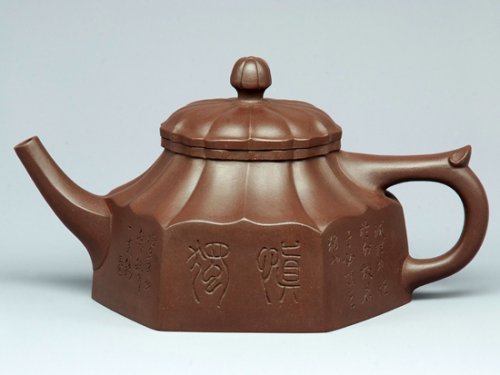 罗荣贤紫砂壶 六方水仙花瓣    泥料：老紫泥 