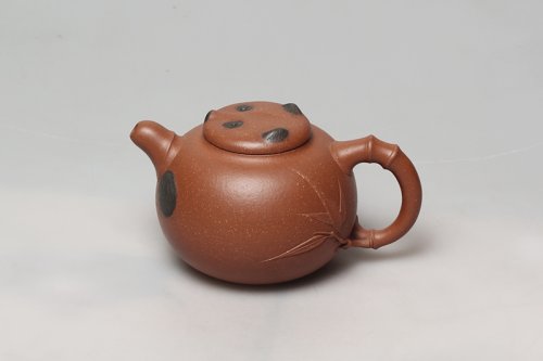 唐建平紫砂壶 熊猫 