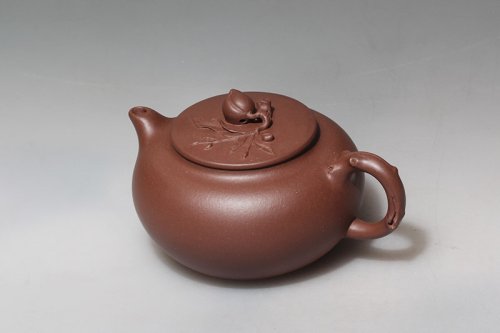 严敏伟紫砂壶 圣桃 