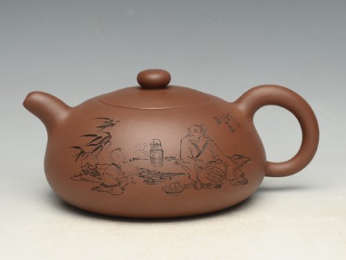 严志军紫砂壶 半月   泥料：原矿老紫泥  容量：400cc 