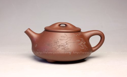 吴建平紫砂壶 全手工《石瓢》泥料：原矿底槽青 成型：全手工制作 容量：450cc 刻绘：厉上清装饰 