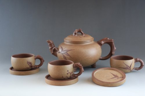 朱凤妹紫砂壶 岁寒三友 