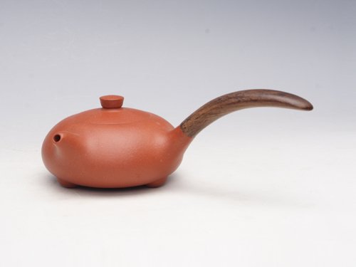 王香勤紫砂壶 陶与木 