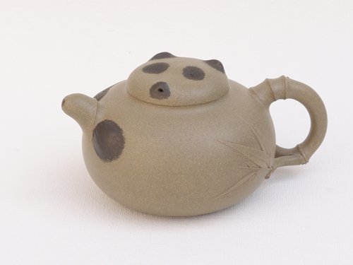 吕尧臣紫砂壶 熊猫 